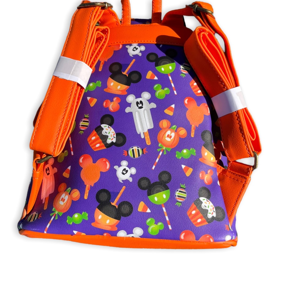 Loungefly Disney Mickey Mouse Halloween Treats
Mini Backpack NWT - Picture 2 of 6